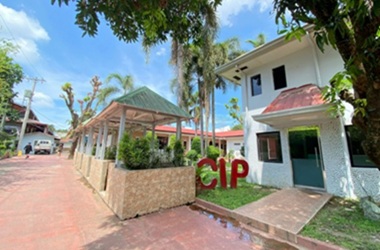CIP - Ấm cúng, phù hợp học giao tiếp cùng bạn bè quốc tế