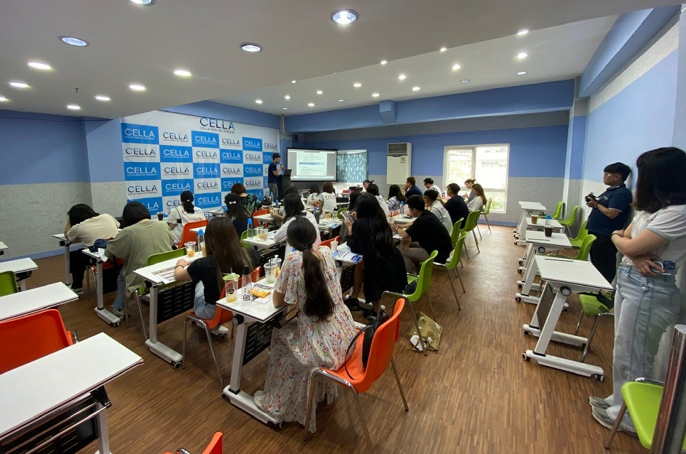 Phòng hội thảo tại trường anh ngữ Cella premium
