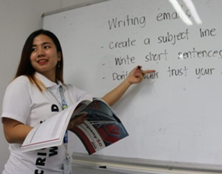 truong-anh-ngu-cwa-1