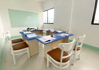 truong-anh-ngu-hla-csvc-2