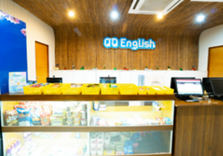 truong-anh-ngu-qq-english-it-park-csvc-6