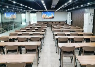 truong-anh-ngu-qq-english-beachfront-csvc-27