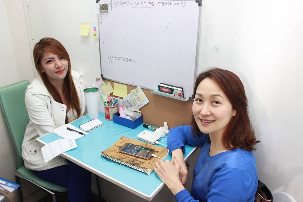 review-a-j-main-campus-dao-tao-giao-vien-thuong-xuyen-cam-ket-nang-cao-chat-luong-giang-day-5