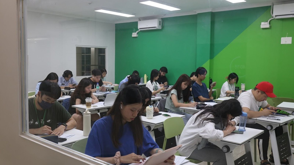 review-philinter-truong-anh-ngu-lau-doi-ky-luat-va-chat-luong-hang-dau-tai-philippines-2