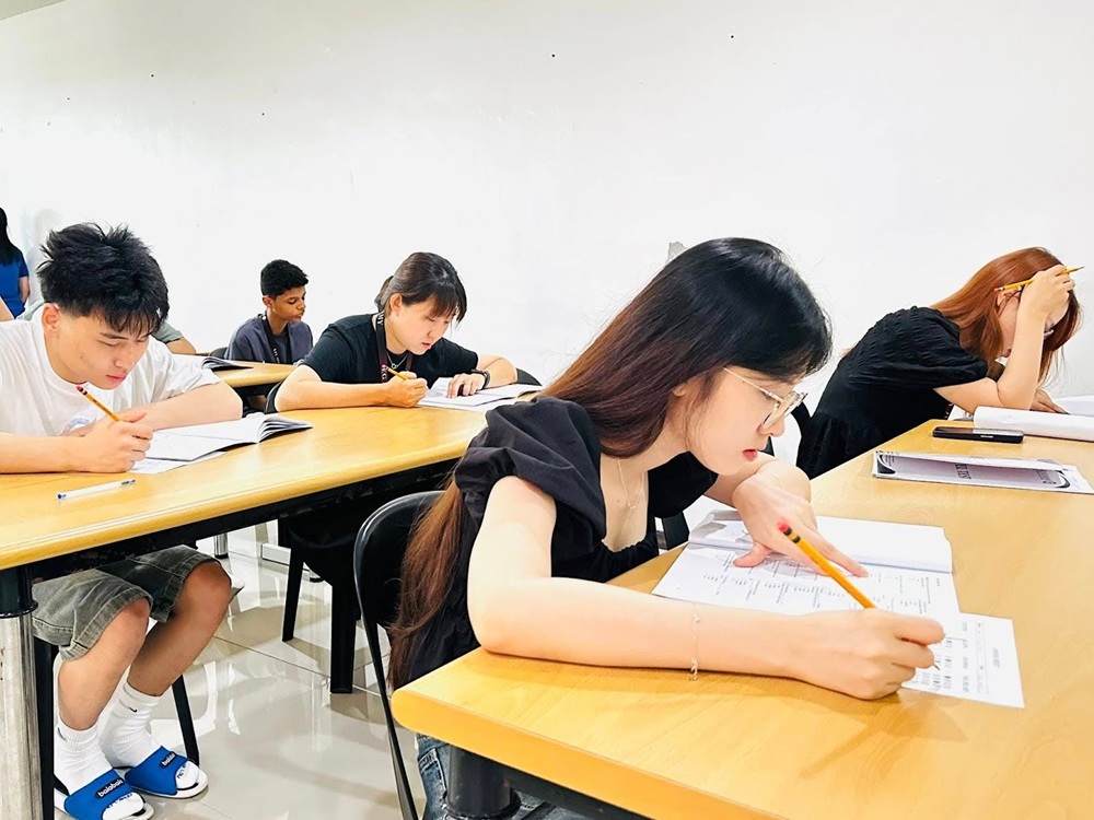 review-truong-eg-hoc-tieng-anh-thuc-te-ngay-trong-doi-song-13