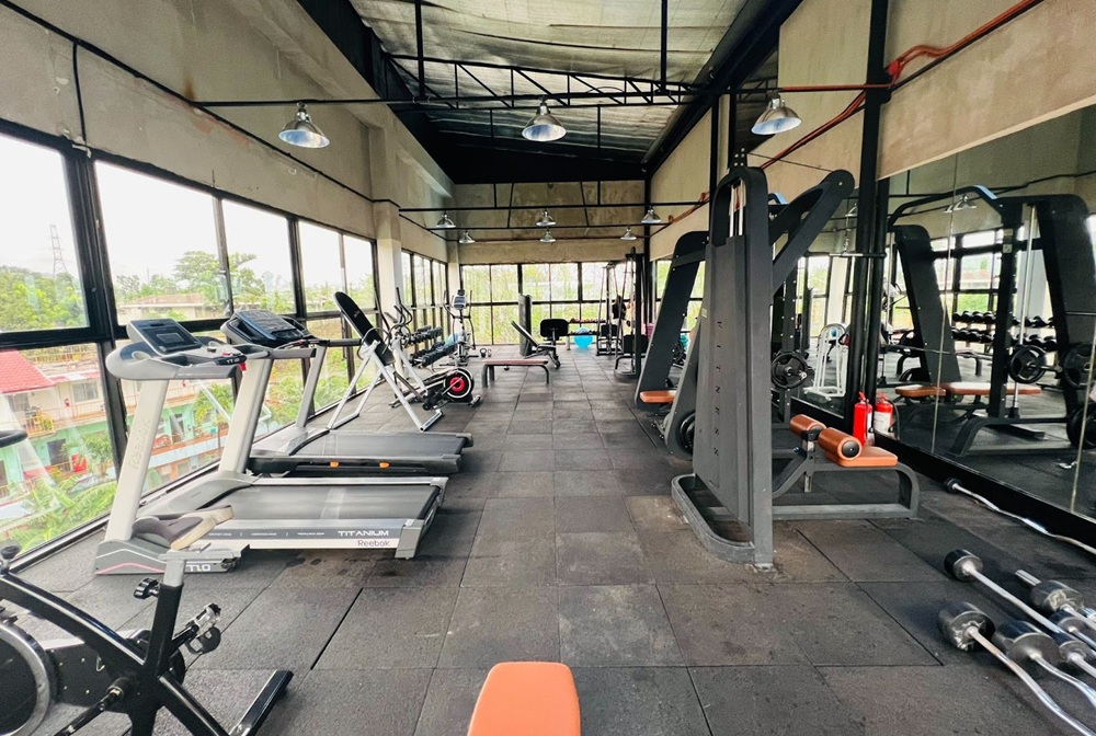 review-truong-ev-hoc-tieng-anh-trong-khuon-vien-sang-trong-va-chuan-chinh-8