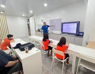 ưu điểm trường talk clark1