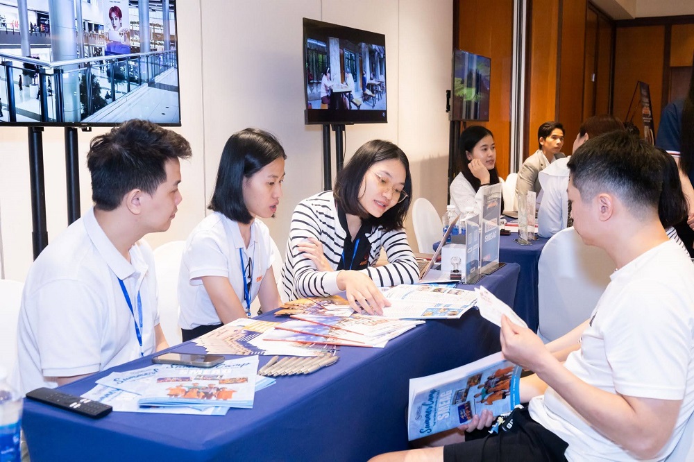 Phỏng vấn Quản lý học viên Việt Nam tại trường SMEAG 7
