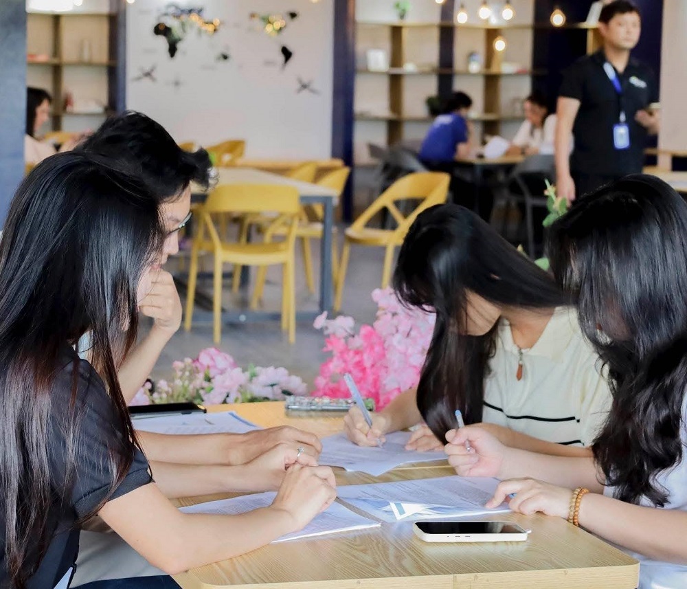 Phỏng vấn Quản lý học viên Việt Nam tại B'Cebu