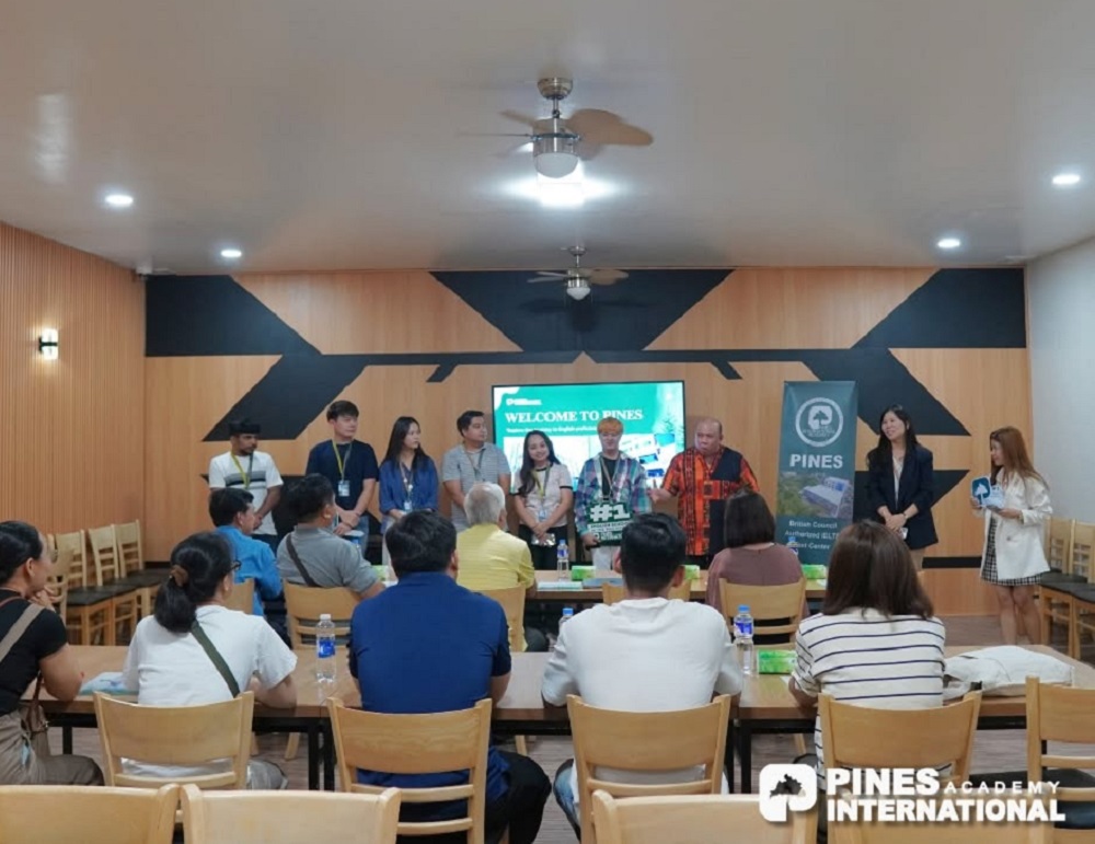 Phỏng vấn quản lý trường Anh ngữ PINES 3