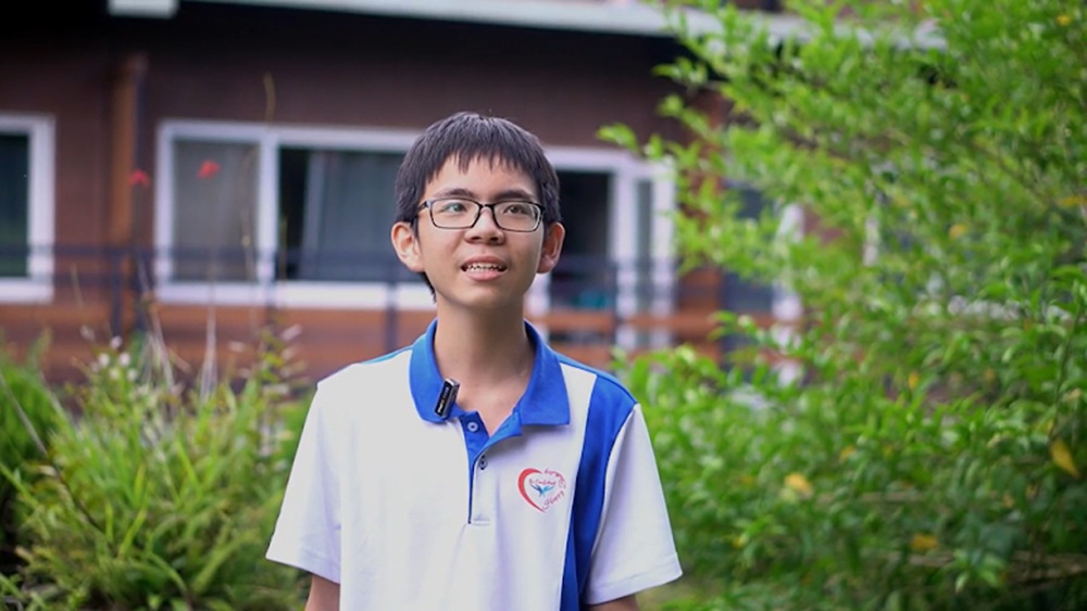 review-ve-trai-he-tieng-anh-tai-jic-premium-philippines-4