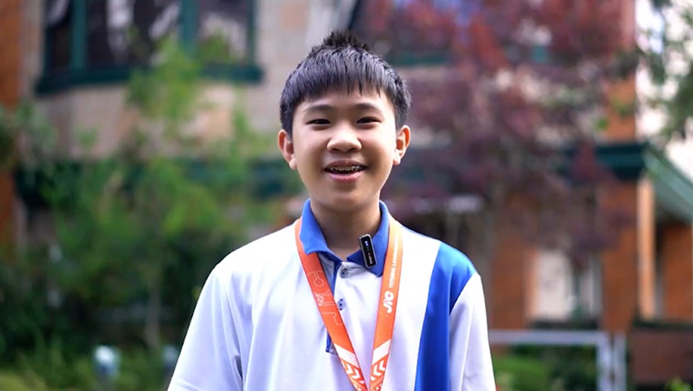 review-ve-trai-he-tieng-anh-tai-jic-premium-philippines-6